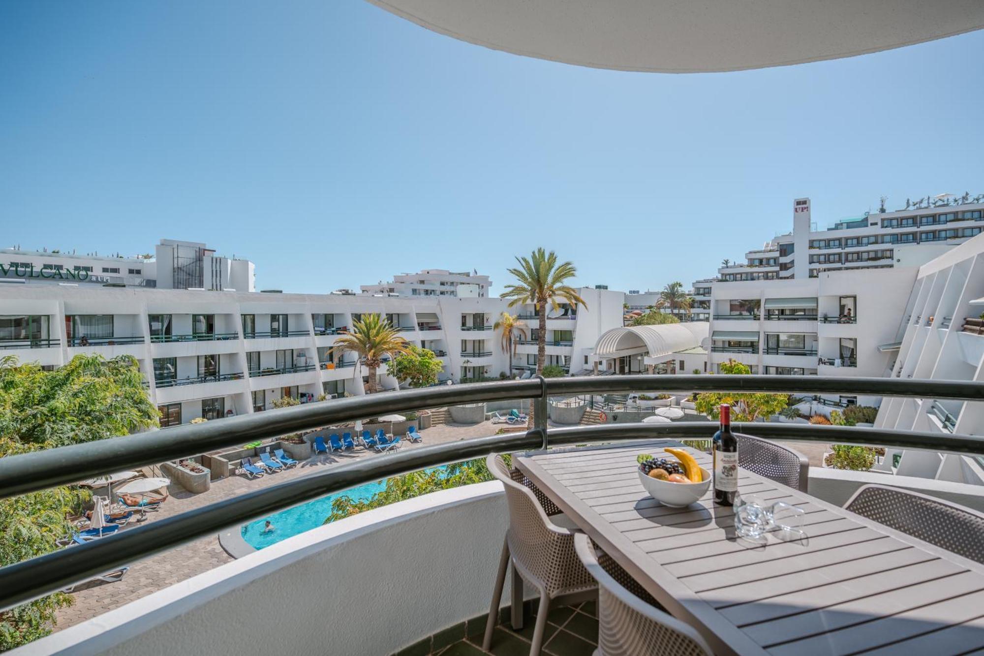 Go2Tenerife Apart Sira Family, Pool & Beach Playa de las Americas (Tenerife) Exterior foto